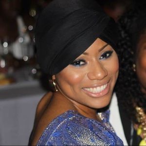 Meet your Posher, Maketa